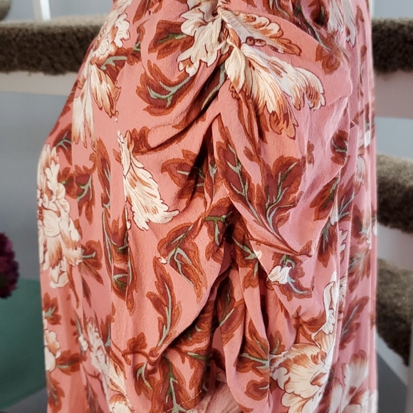 Loft Top - Picture 3 of 11